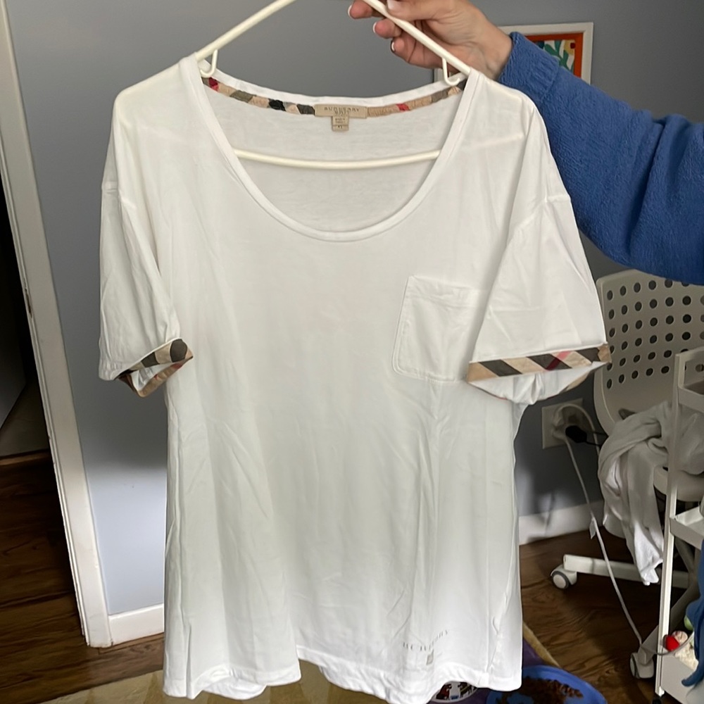 Burberry brit white tshirt